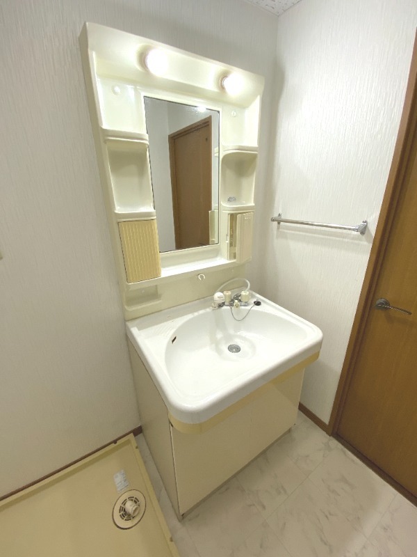 洗面設備　同型イメージ