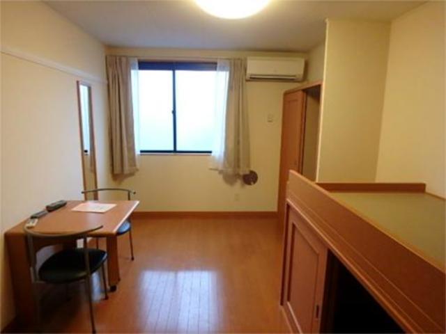 その他部屋・スペース　陽の差し込む明るいお部屋