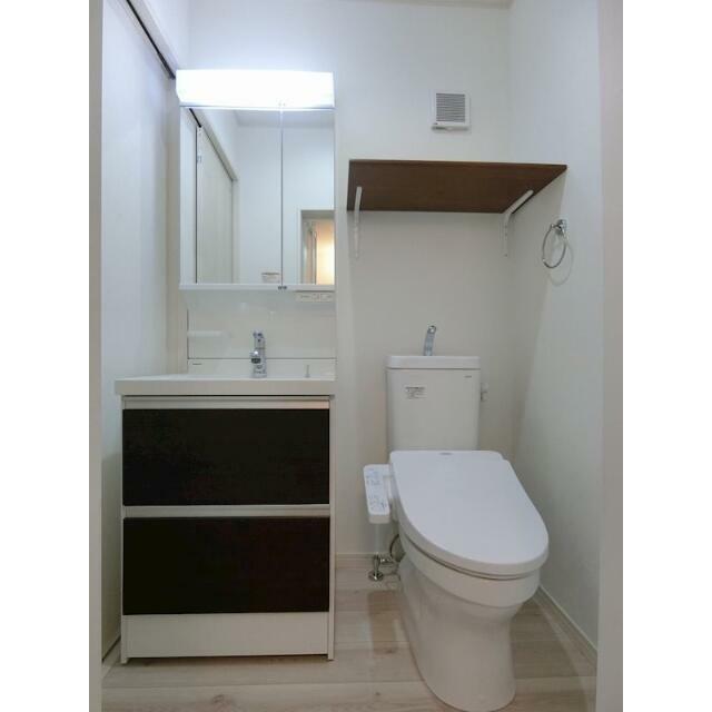 洗面設備　シャンプードレッサーが標準装備！朝の身支度が快適に♪