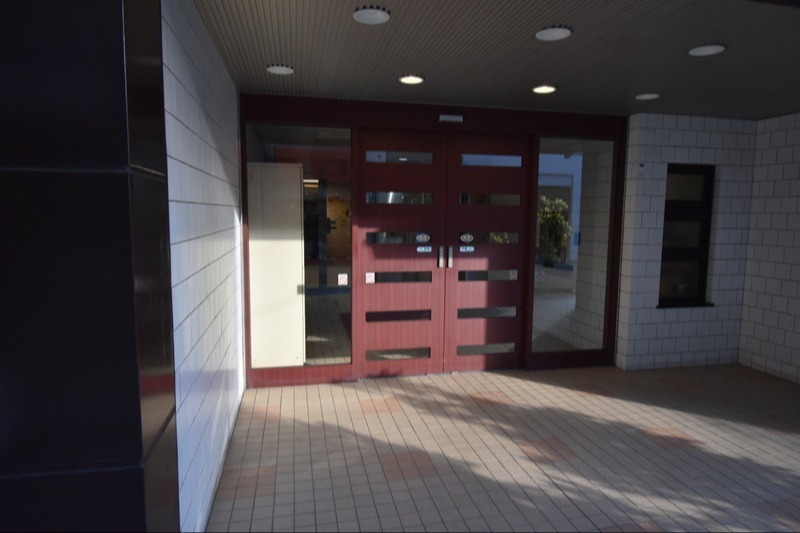 エントランス　エントランス