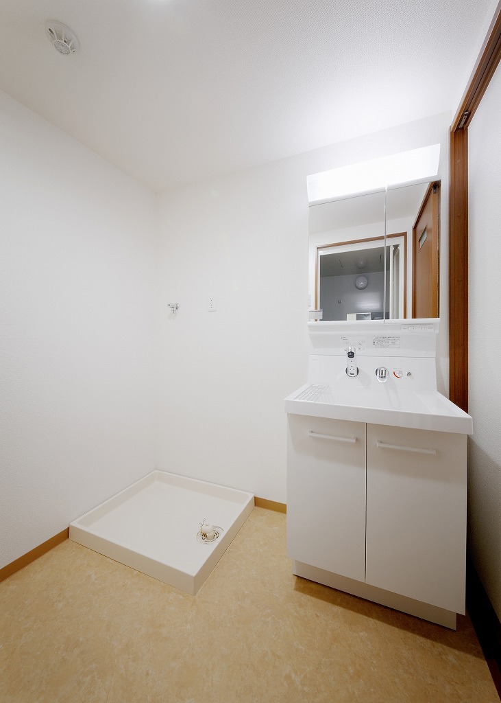 洗面設備　同物件の参考写真です。