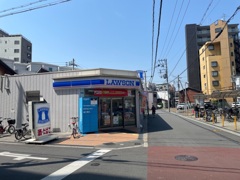 コンビニ　ローソン玉津三丁目店（コンビニ）まで413m