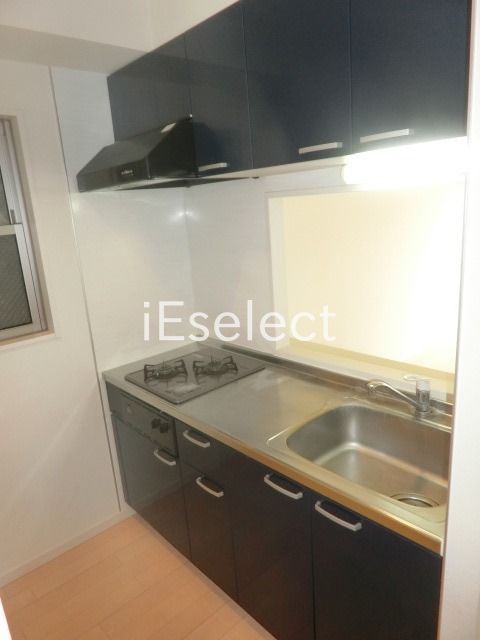 キッチン　人気のカウンターキッチンです。