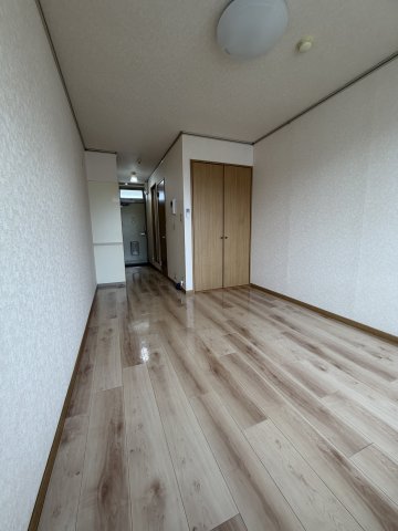 居室・リビング　【グリーンヒルズK】