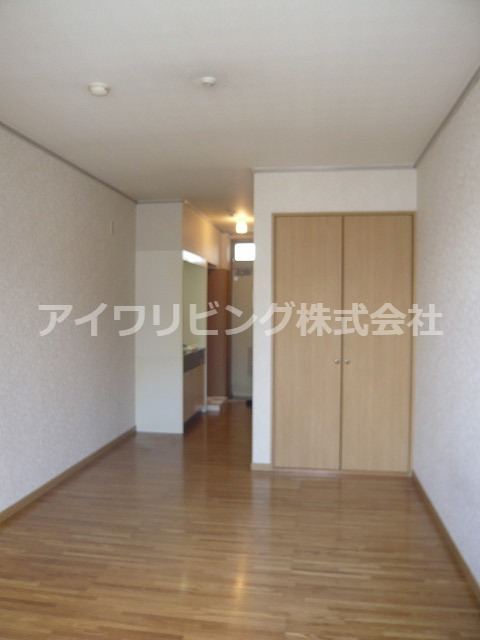 居室・リビング　使いやすい間取【グリーンヒルズK】