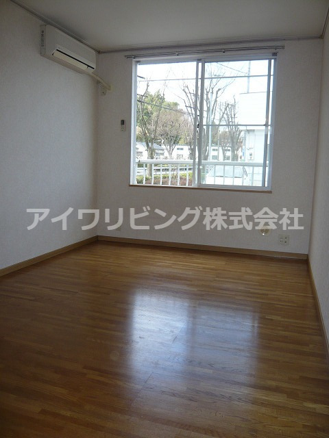 居室・リビング　【グリーンヒルズK】