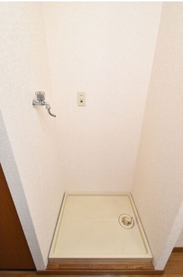 その他　洗濯機は室内に置くことができます。