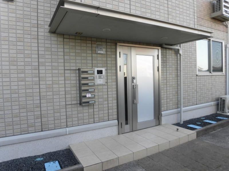エントランス　オートロック付きでセキュリティ面安心です！
