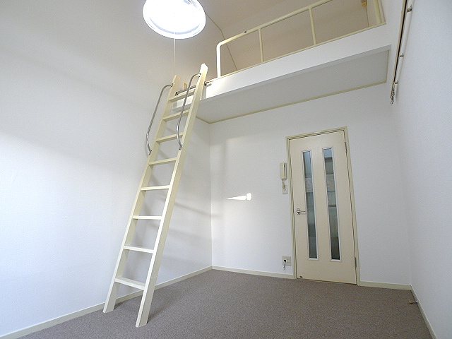 その他部屋・スペース　洋室6帖