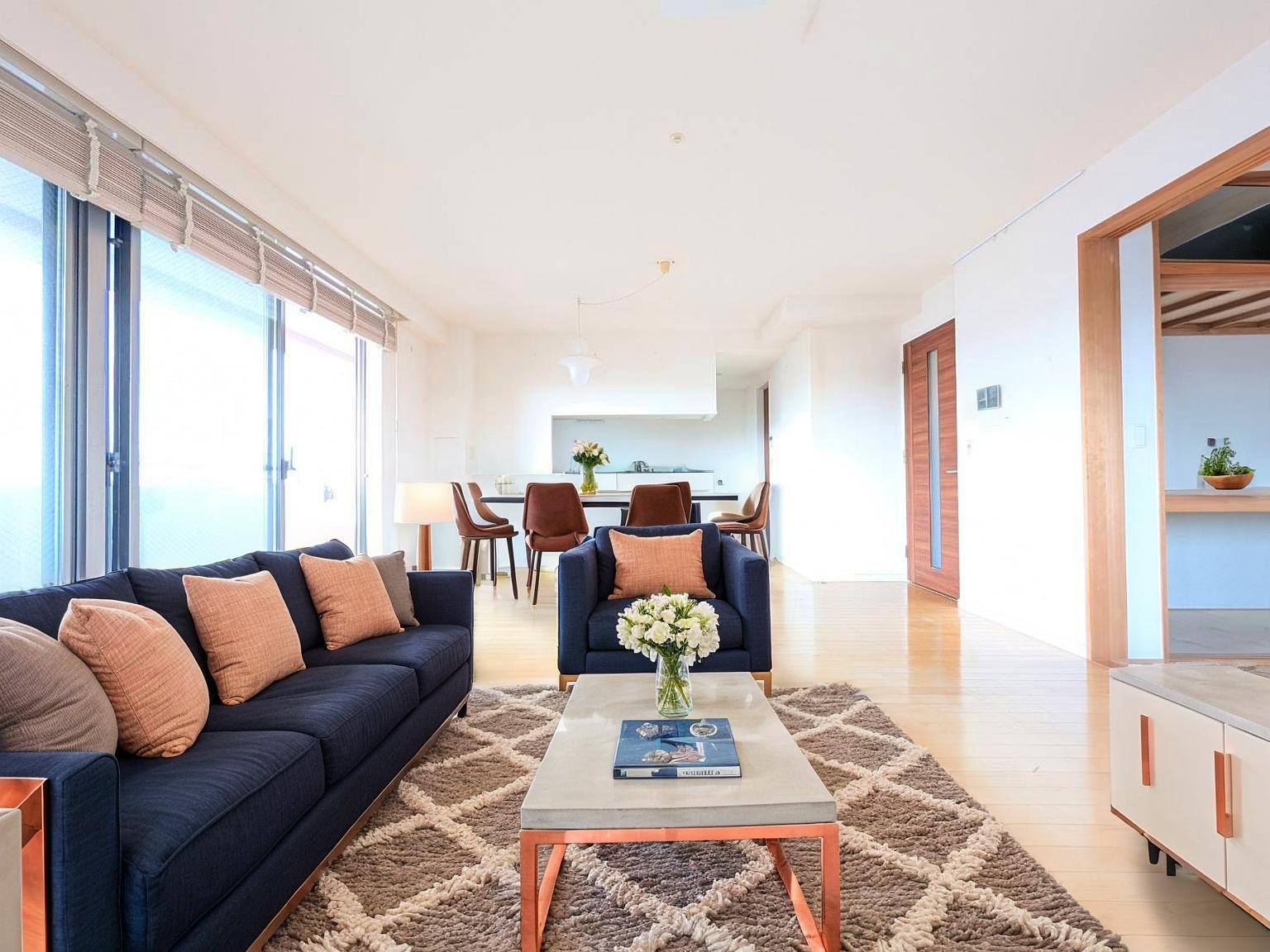 建物外観　改装前のお写真です。