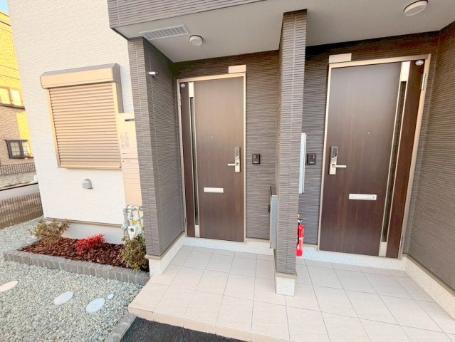 エントランス　綺麗なエントランスです。