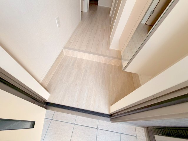 玄関　素敵な玄関は毎朝あなたを元気に送りだしてくれますよ。