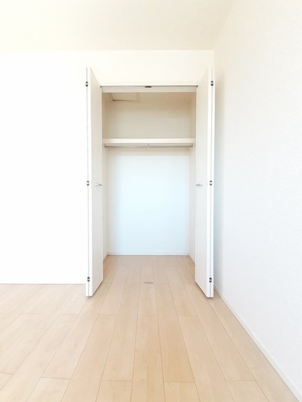 収納　図面と現状に相違がある場合には現状を優先