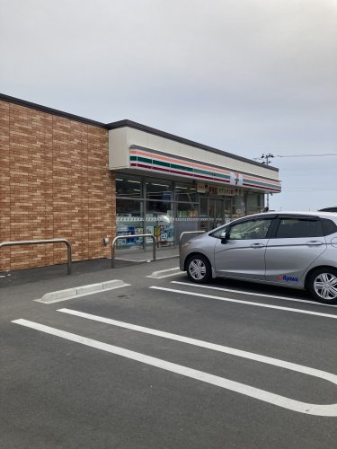 コンビニ　セブンイレブン 河北インター店（コンビニ）まで2018m