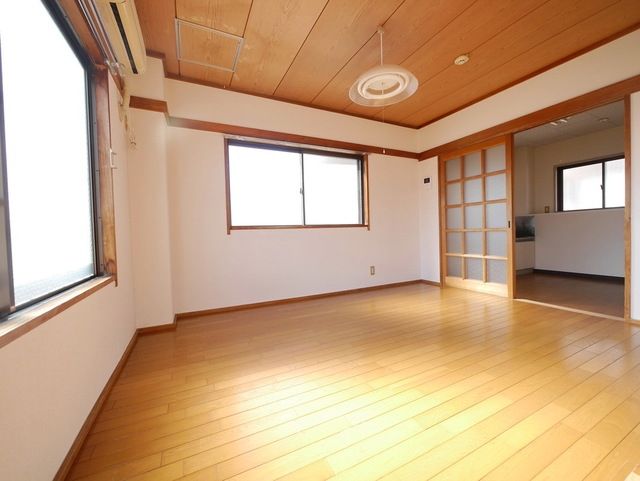 居室・リビング　★お部屋探しは、タウンハウジング多摩センター店へ★