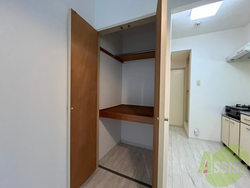 収納　寝室の収納です。部屋がすっきり片付きます。