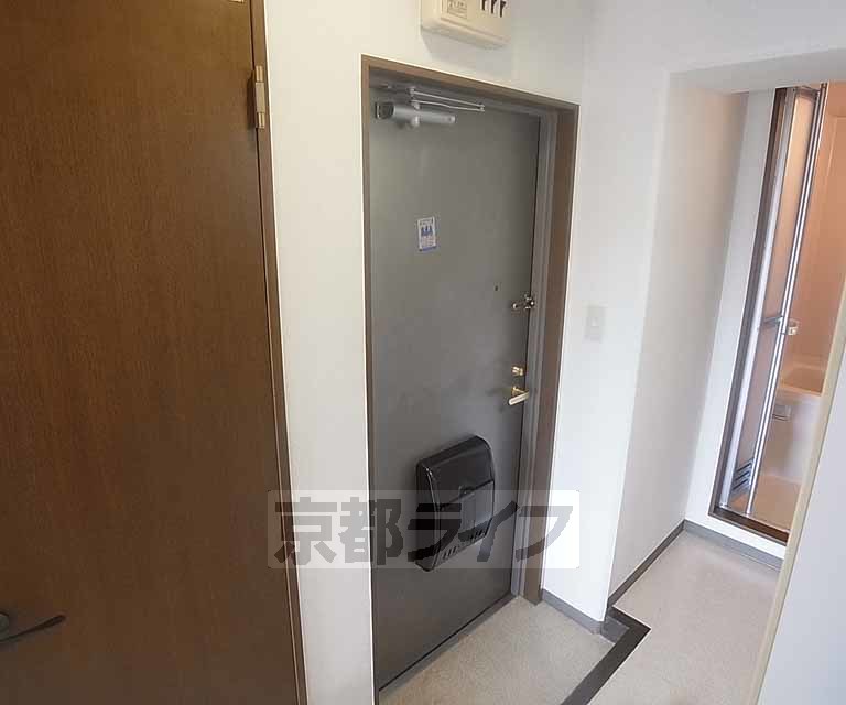 玄関　玄関部分です。