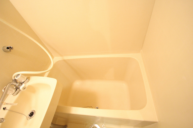 バス・シャワールーム　疲れを癒してくださいね（別室の参考写真です）