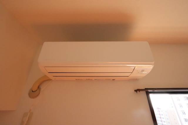 その他設備　エアコン付きで年中快適に過ごせますね