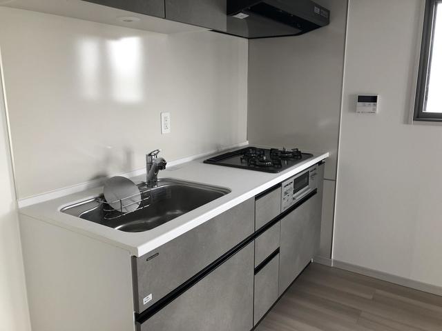 キッチン　※写真は同タイプ住戸です。