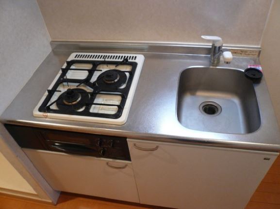 キッチン　★二口コンロ、グリル付きシステムキッチン★