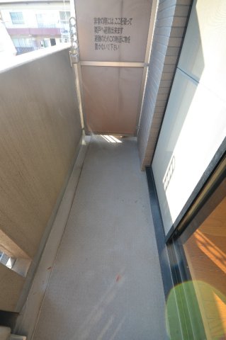 バルコニー　※別部屋の参考写真です。