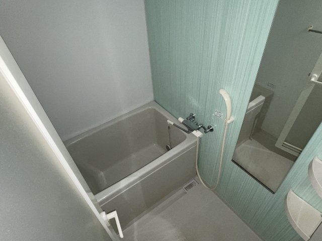 バス・シャワールーム　ゆったり過ごせるお風呂です