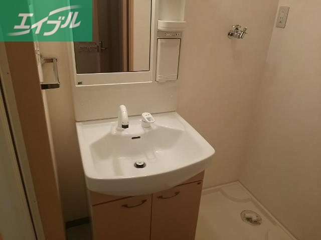 洗面設備　洗髪洗面化粧台