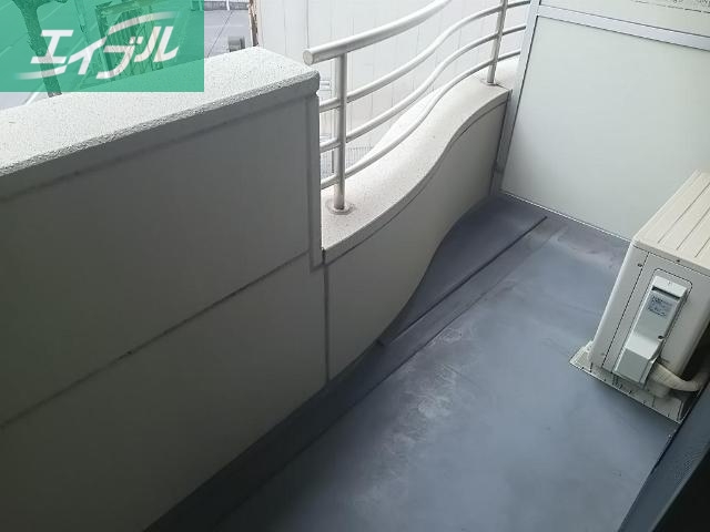 バルコニー　ベランダ