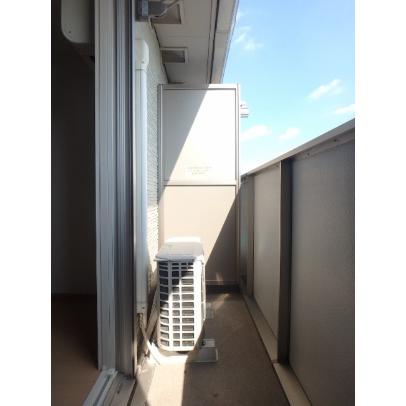 バルコニー　図面と現状に相違がある場合には現状を優先