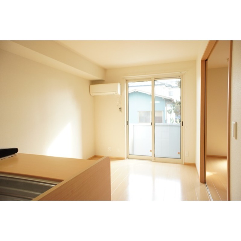 居室・リビング　図面と現状に相違がある場合には現状を優先