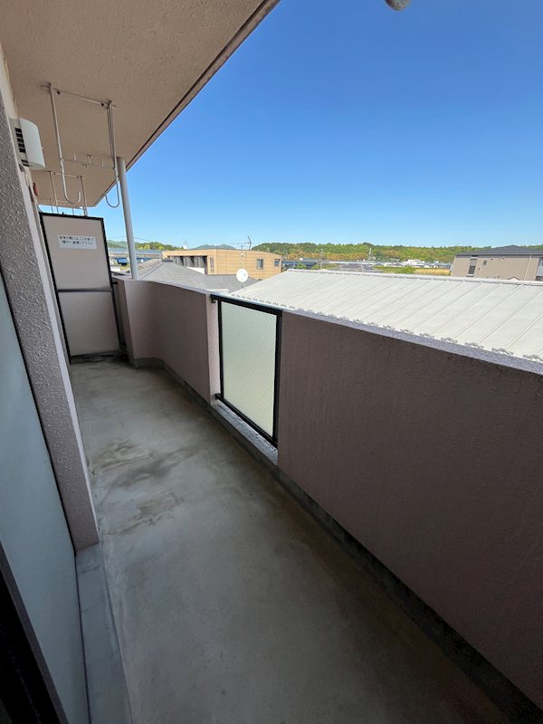バルコニー　※同間取り別部屋の写真です。