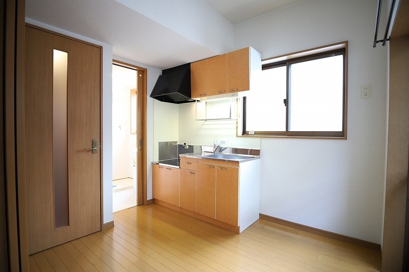 キッチン　キッチンスペースは十分ありますね