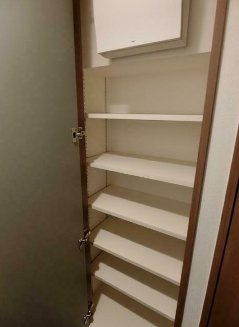 玄関　※別部屋参考写真