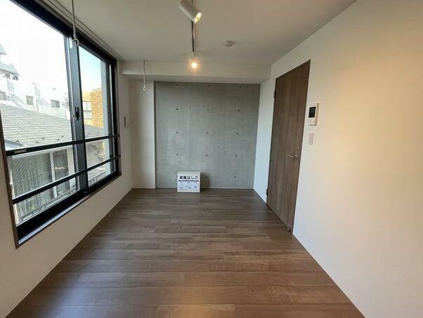 居室・リビング　※別部屋参考写真