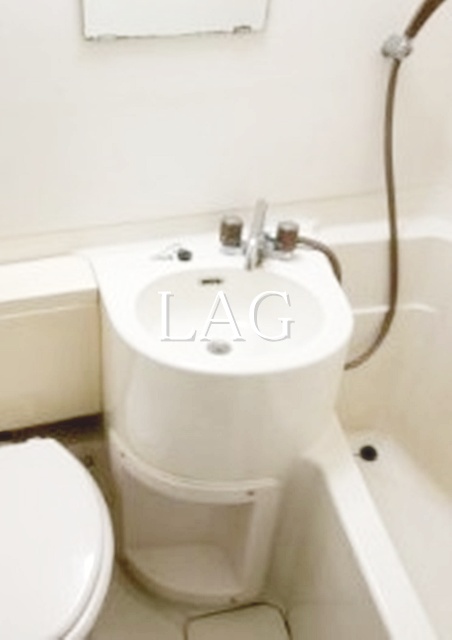 洗面設備　洗面台です。