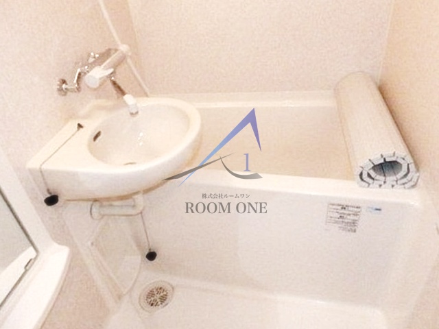 バス・シャワールーム　お風呂です。