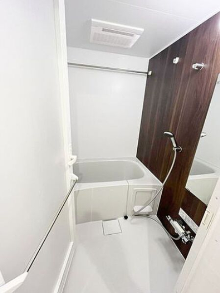 バス・シャワールーム　別部屋参考写真