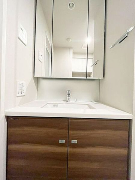 洗面設備　別部屋参考写真