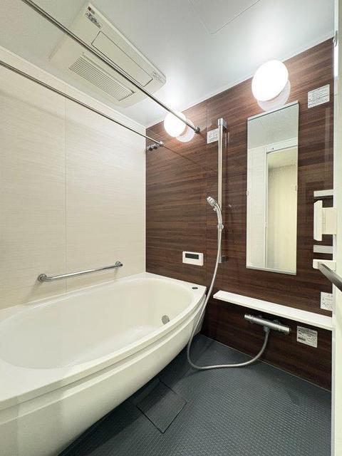 バス・シャワールーム　浴室