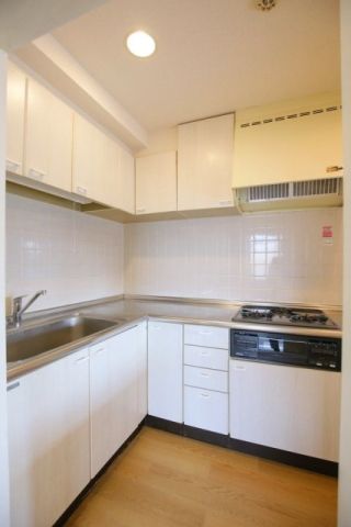 キッチン　（別タイプ参考写真）成加パラシオン　荒川区西尾久7
