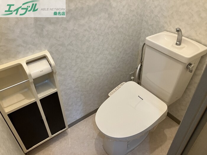 トイレ　反転タイプ参考写真