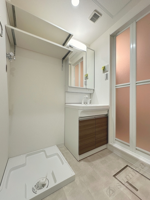 洗面設備　朝の身支度が楽々！！広い洗面＾＾