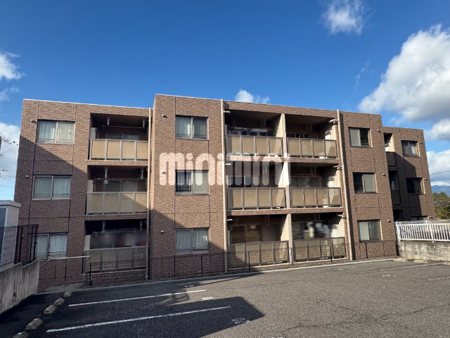 建物外観　お洒落な外観ですよ。