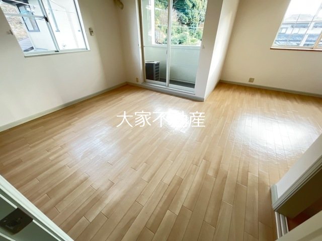 居室・リビング　※入居中につきイメージ。