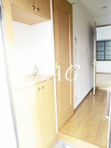 玄関　玄関です。