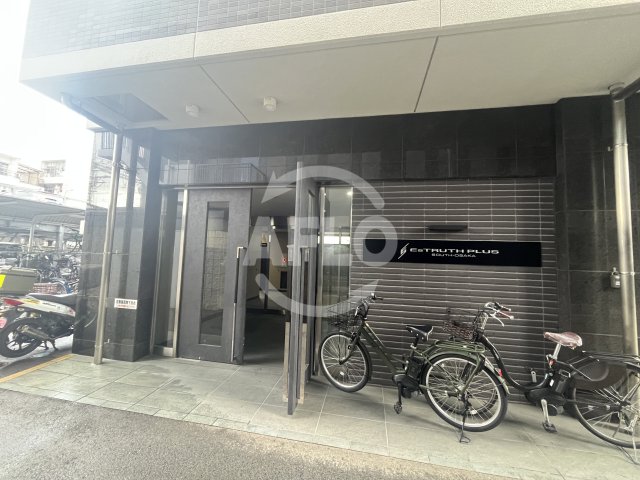 エントランス　エストゥルースプラスサウス大阪　エントランス