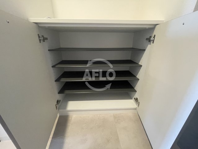 その他設備　エストゥルースプラスサウス大阪　シューズボックス