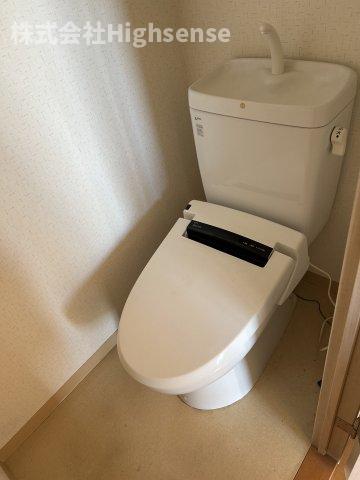 トイレ　清潔感のあるトイレです