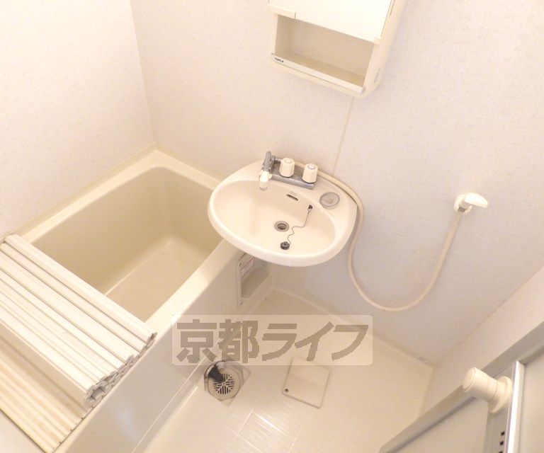 バス・シャワールーム　浴室です。